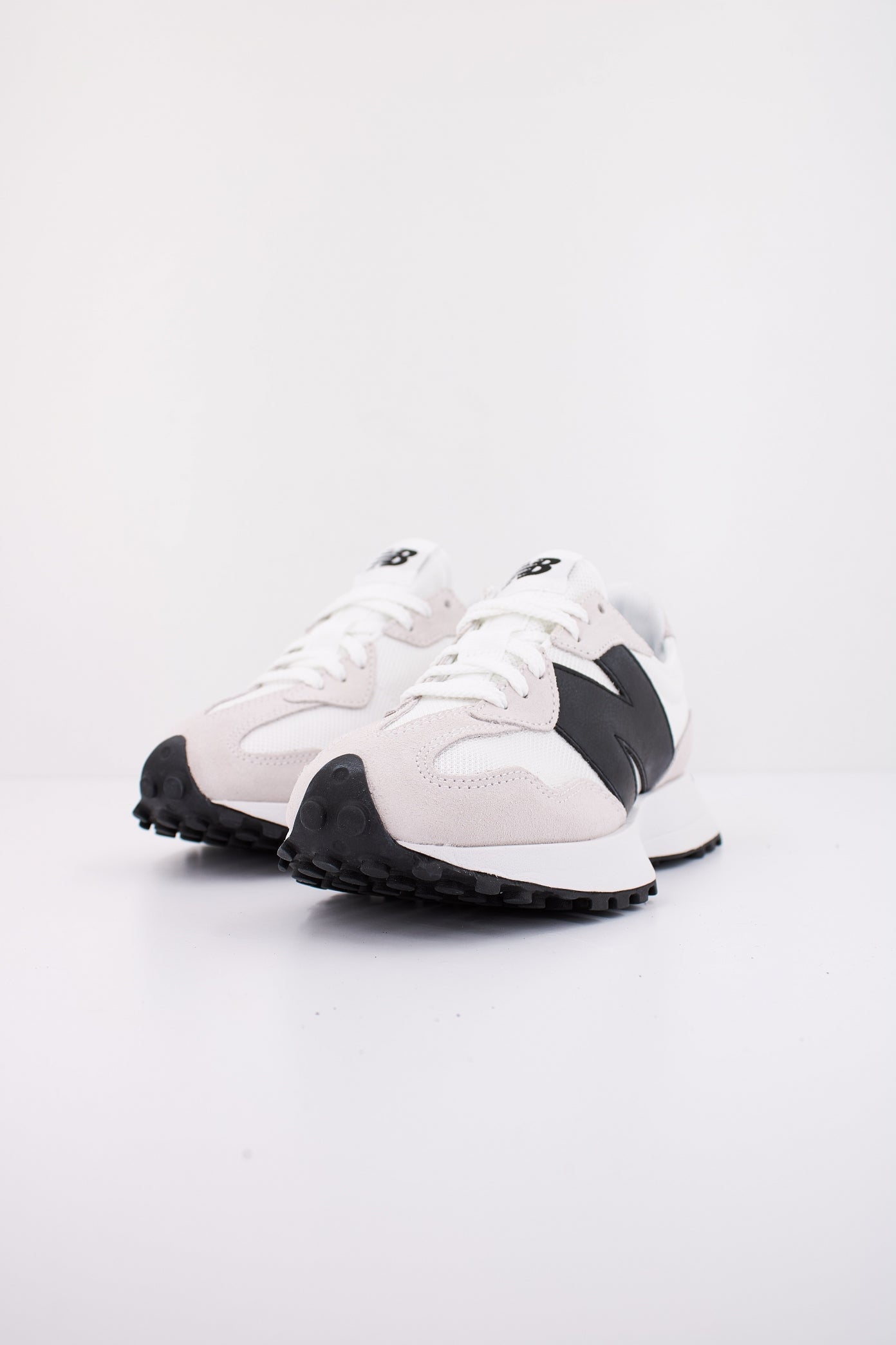 NEW BALANCE MS CWB en color CWB  (2)