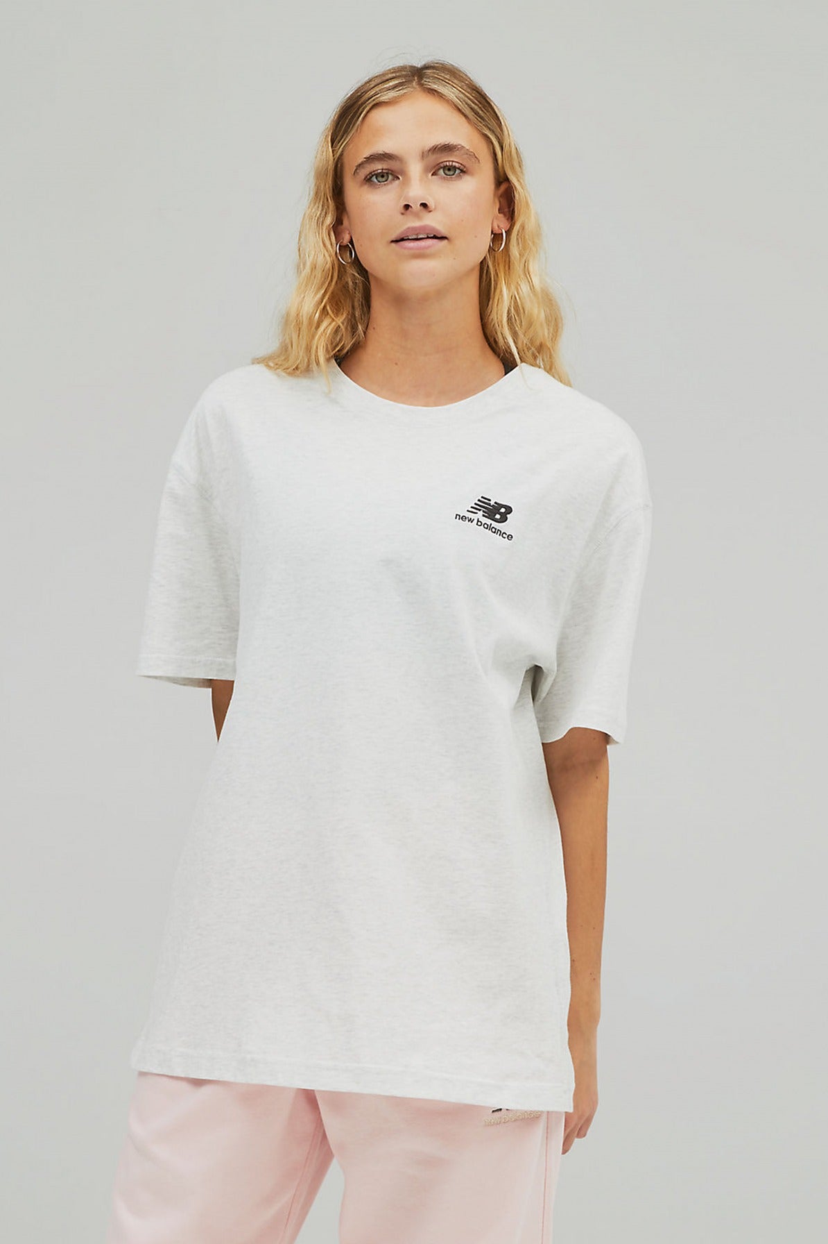 NEW BALANCE UNI-SSENTIALS COTTON en color SAH  (1)