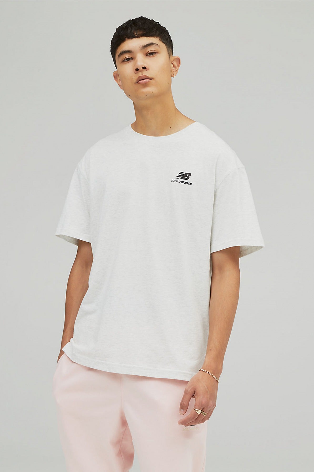 NEW BALANCE UNI-SSENTIALS COTTON en color SAH  (2)