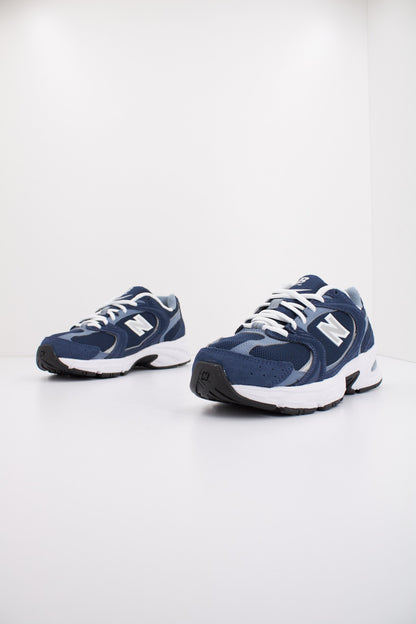 NEW BALANCE MR CA en color CA  (2)