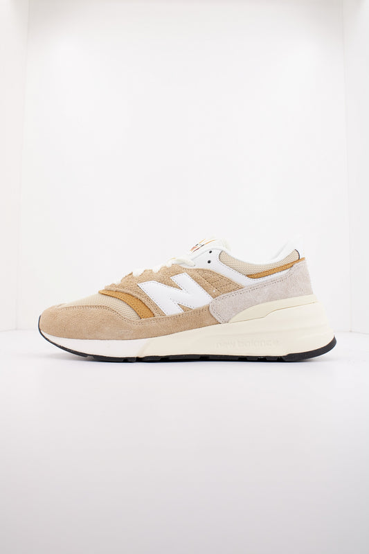 NEW BALANCE U RMB en color RMB  (1)