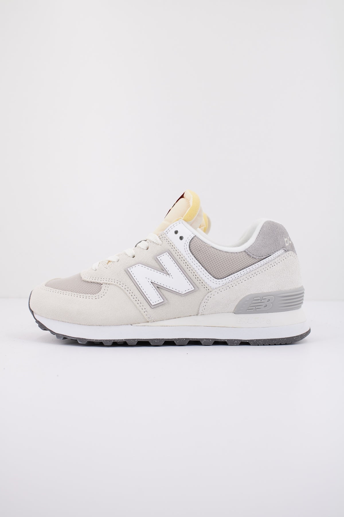NEW BALANCE U RCD en color RCD  (1)