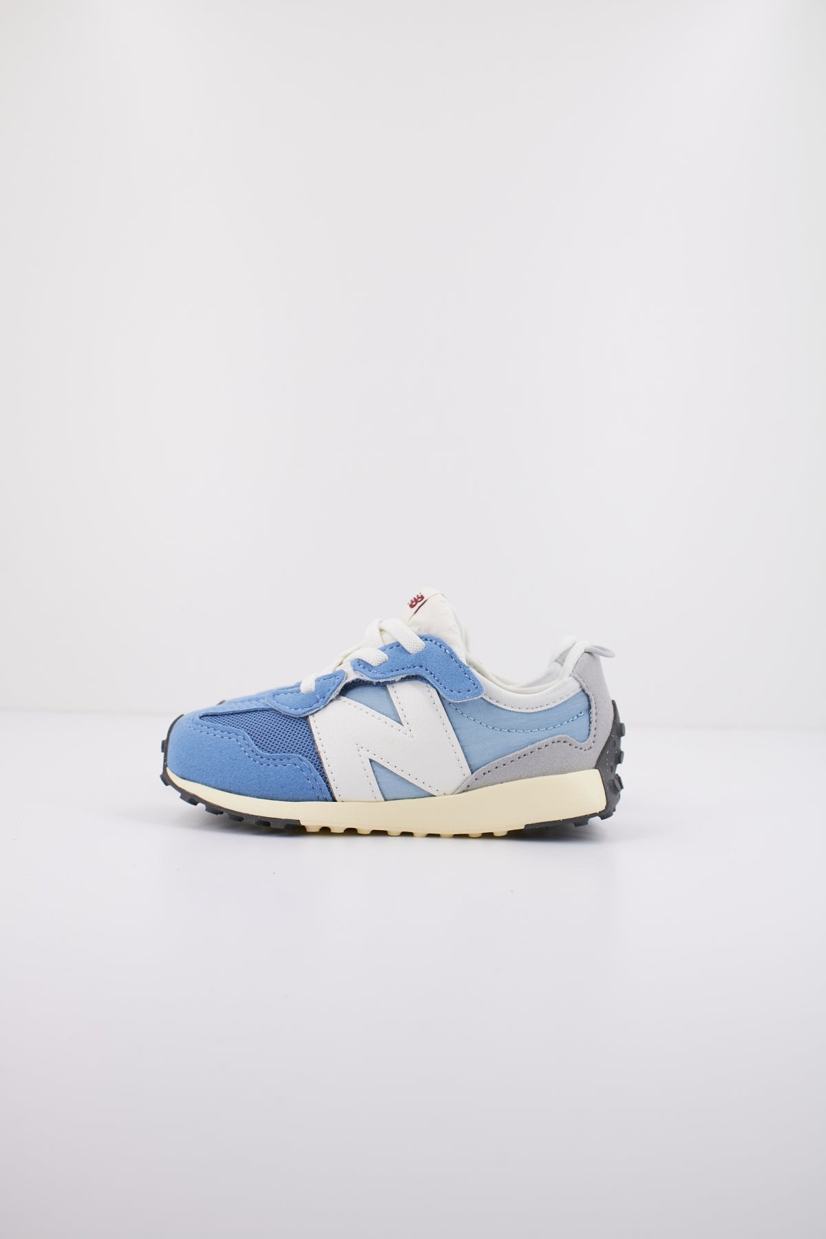 NEW BALANCE INSPIRED en color RA  (1)