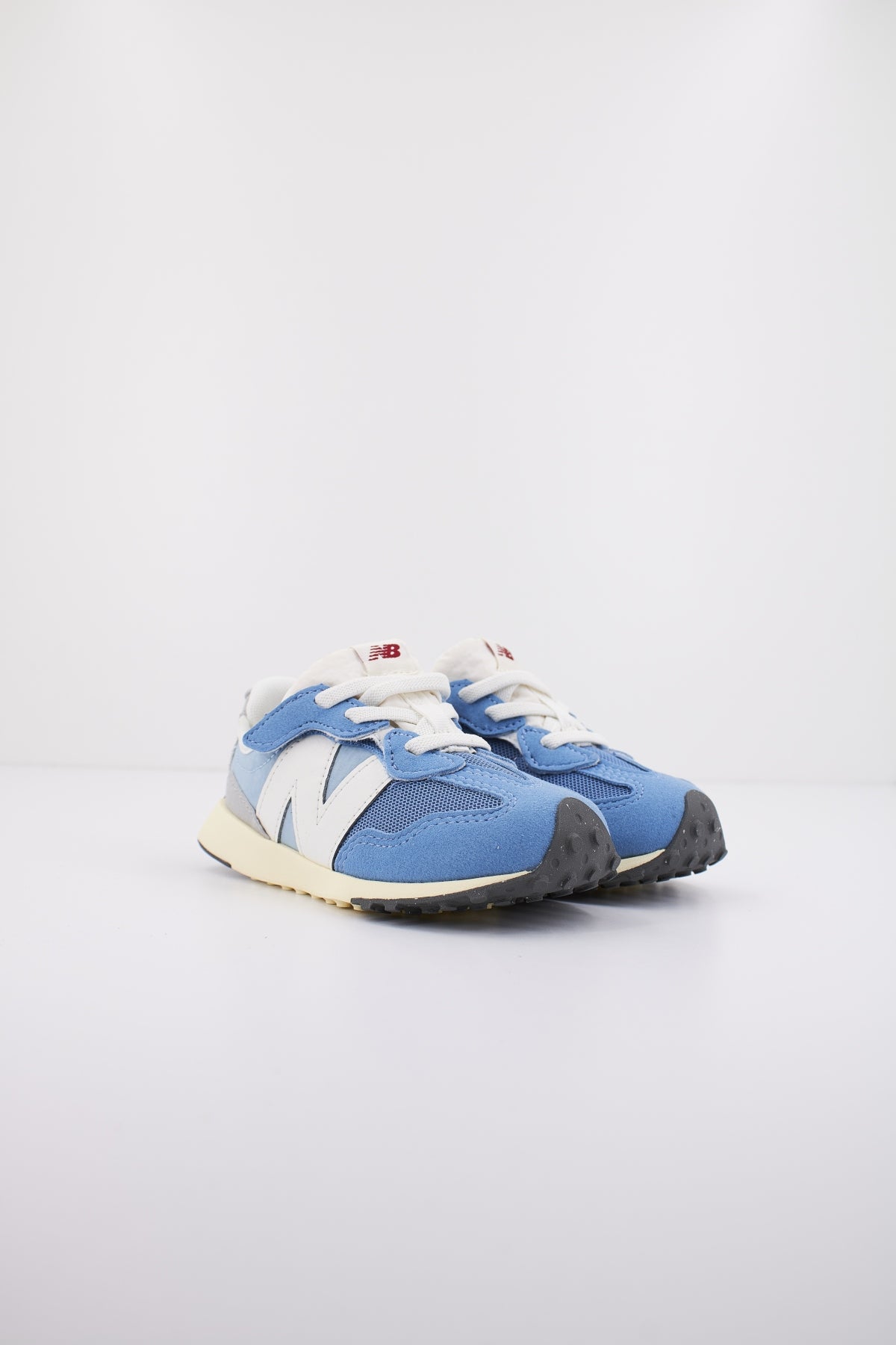 NEW BALANCE INSPIRED en color RA  (2)