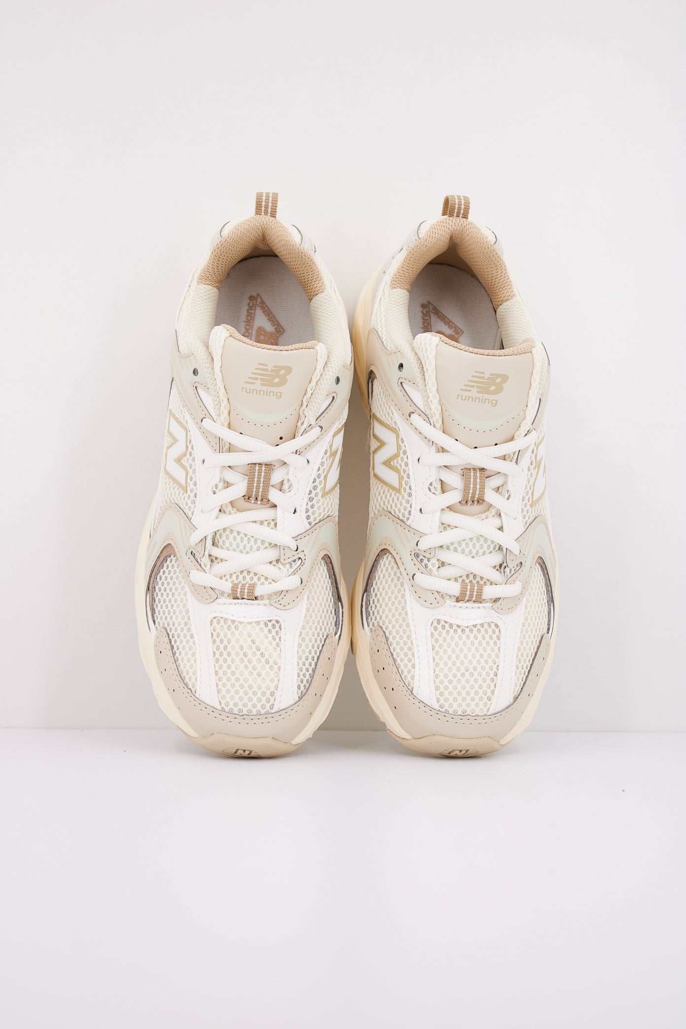 NEW BALANCE MR AA en color AA  (3)