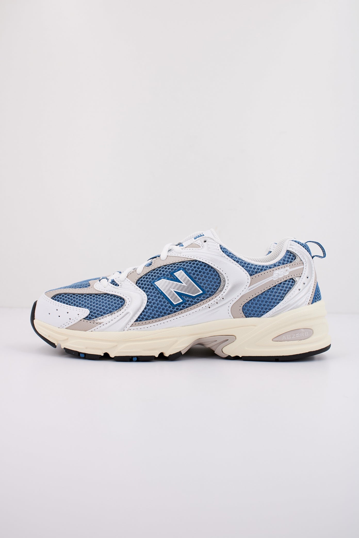 NEW BALANCE MR en color ASP  (2)