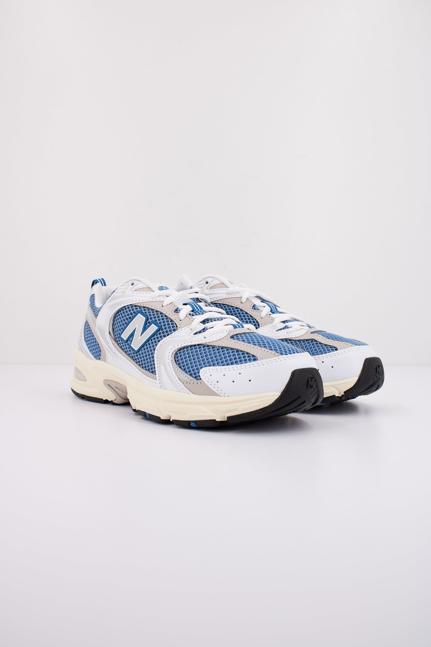 NEW BALANCE MR en color ASP  (3)