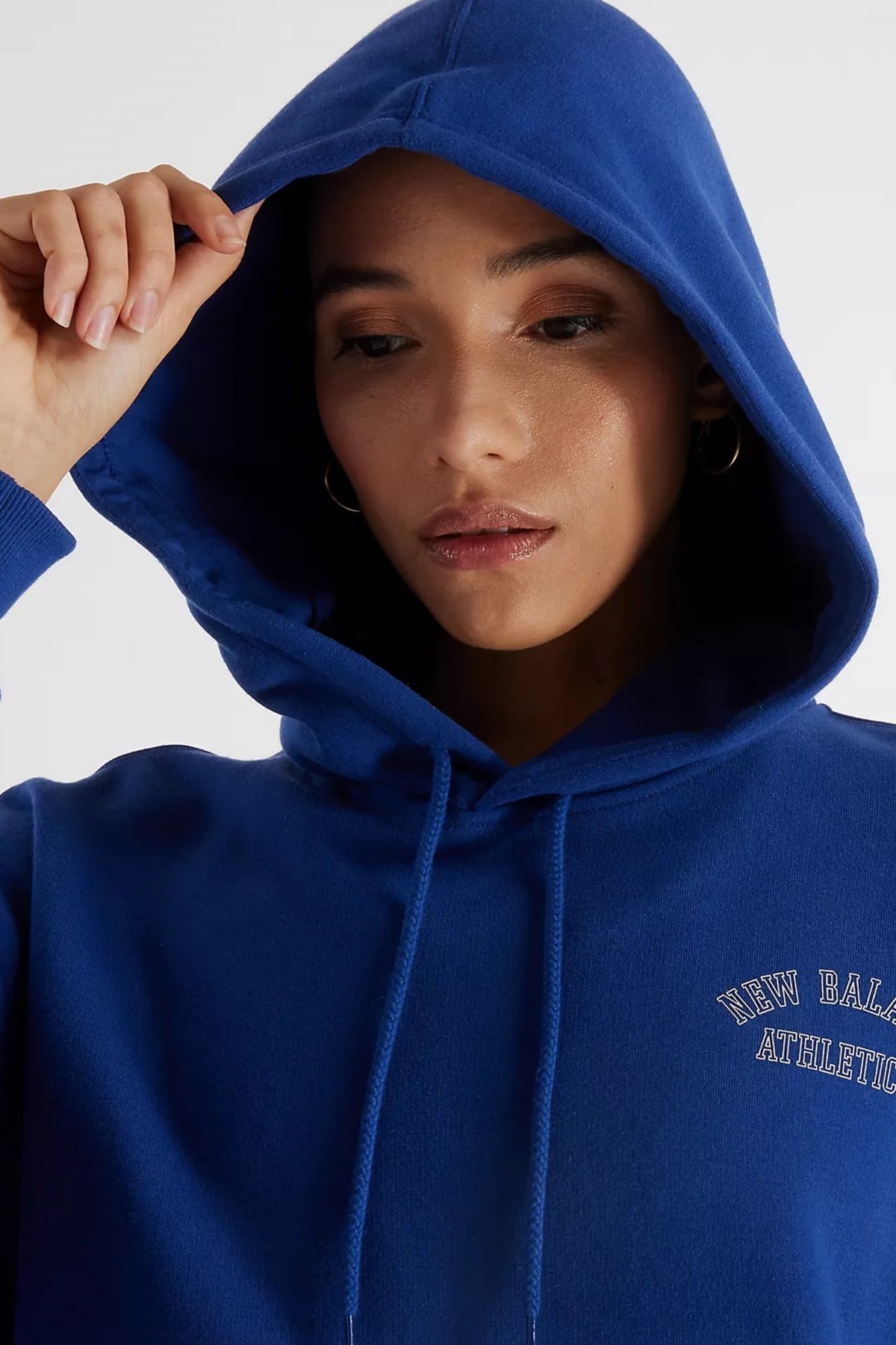 NEW BALANCE GRAPHIC FLEECE HOODI en color IKW  (4)