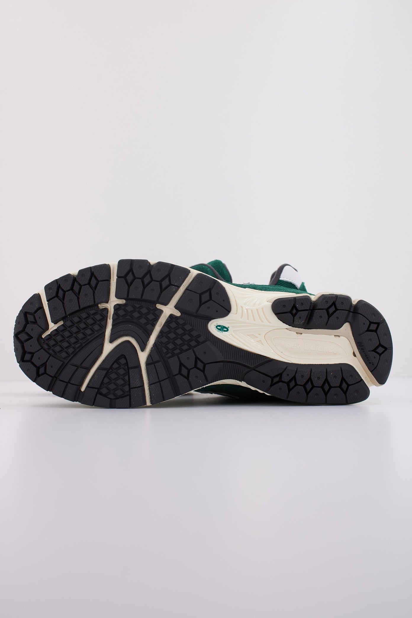 NEW BALANCE M  en color RHB  (5)