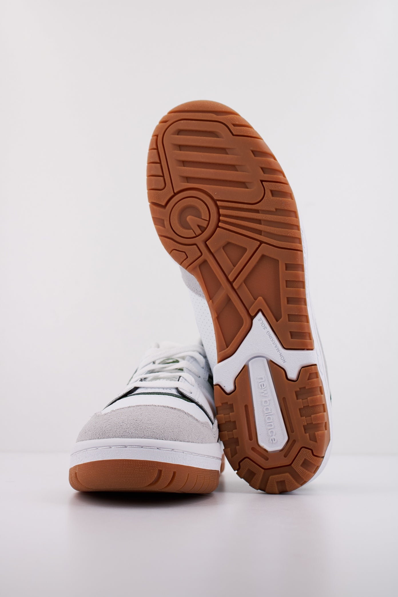 NEW BALANCE BB ESB en color ESB  (4)