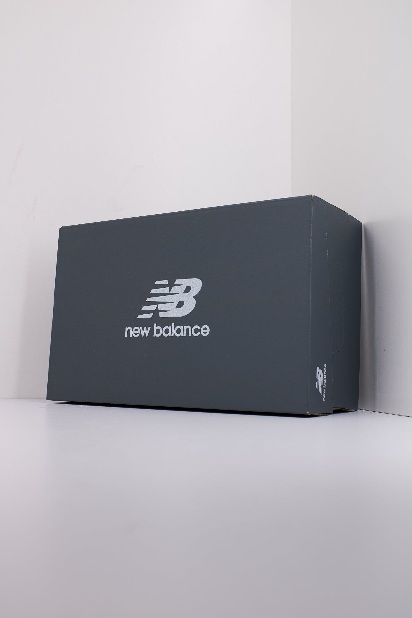 NEW BALANCE BB ESB en color ESB  (5)