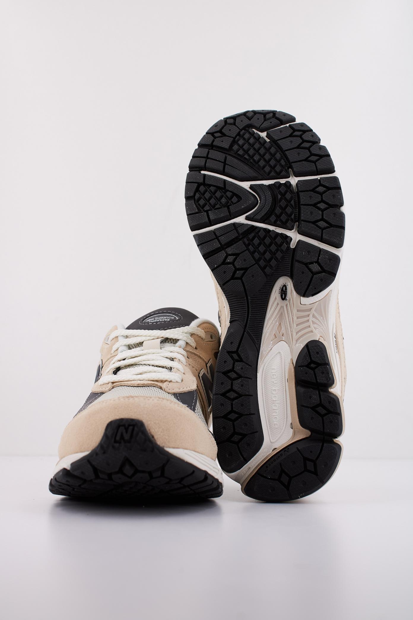 NEW BALANCE M  en color RFA  (5)