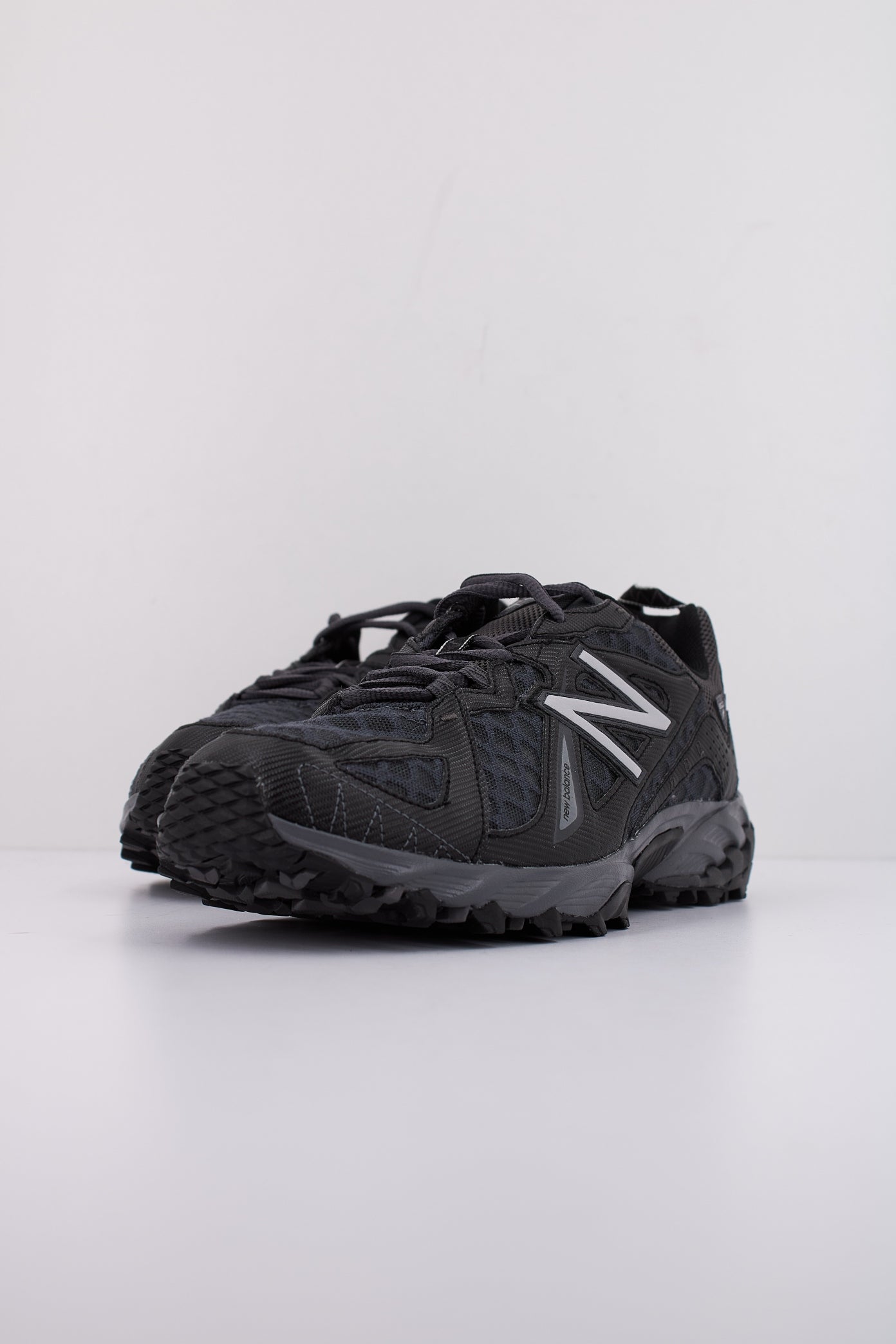 NEW BALANCE ML TAQ en color TAQ  (2)