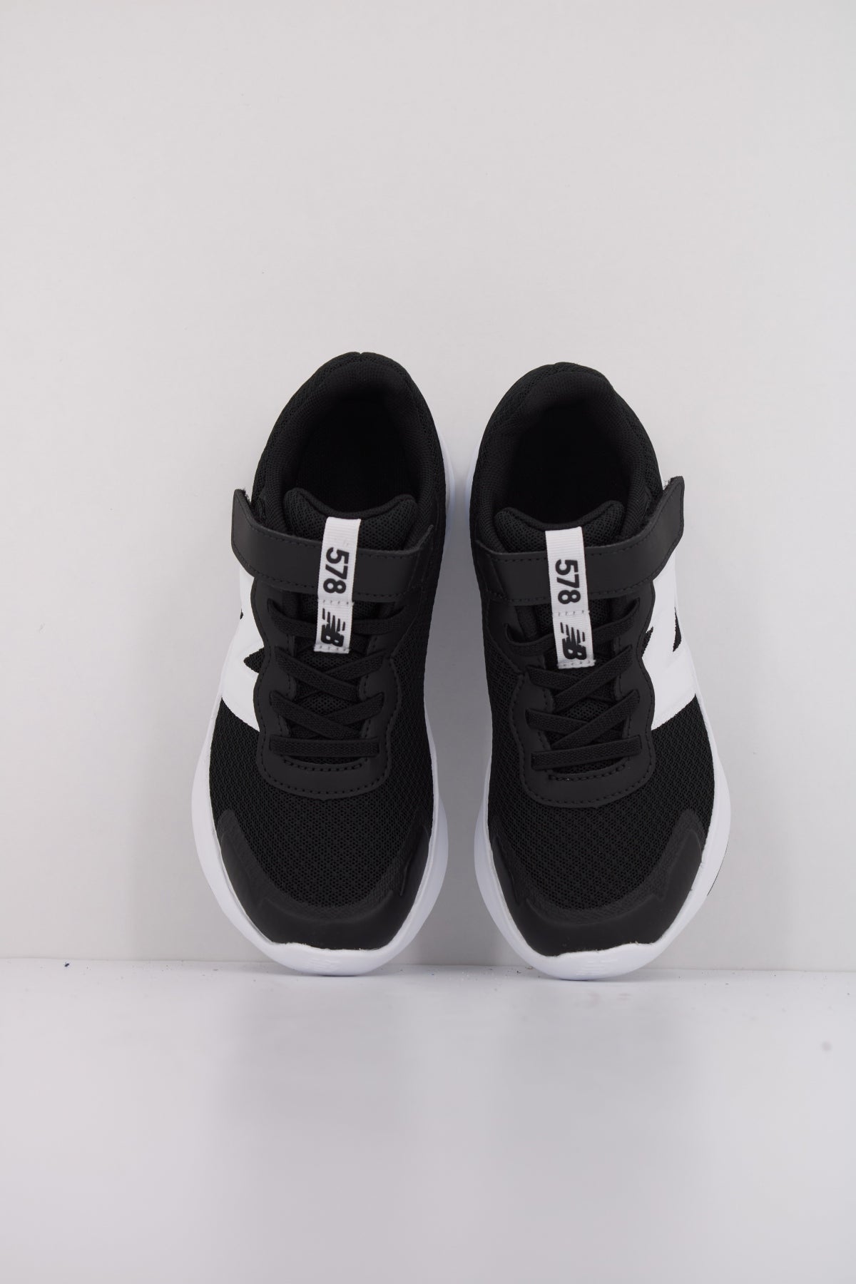 NEW BALANCE PT en color BK  (3)
