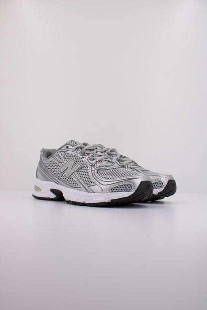 NEW BALANCE U en color SG  (2)