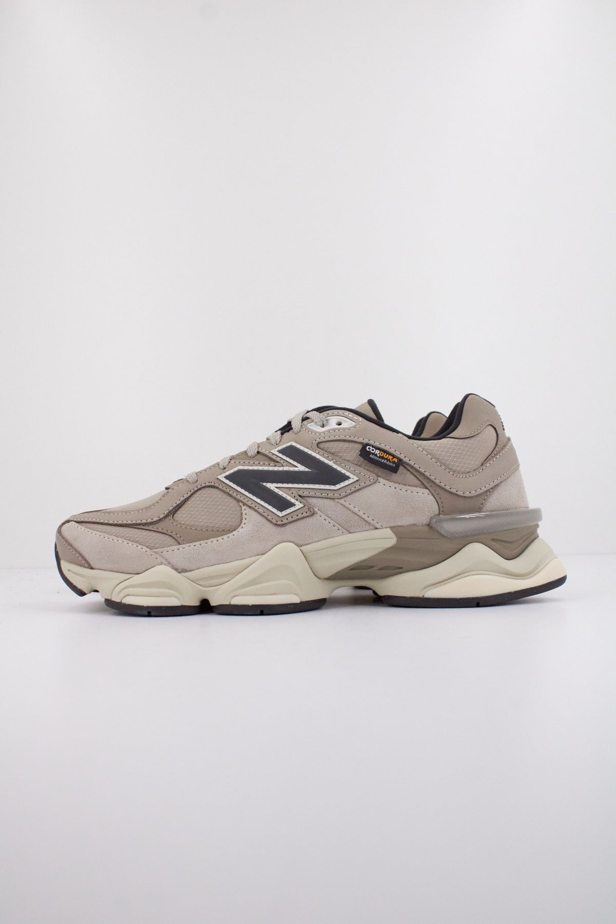 NEW BALANCE U en color ORD  (1)