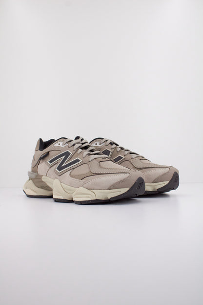 NEW BALANCE U en color ORD  (2)