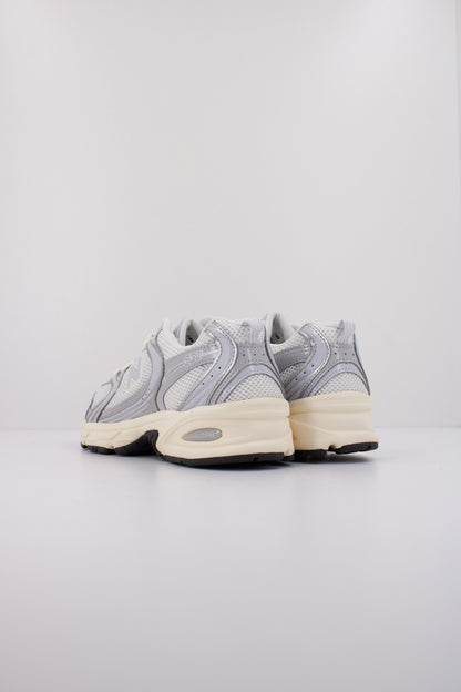 NEW BALANCE US EA en color SEA  (4)
