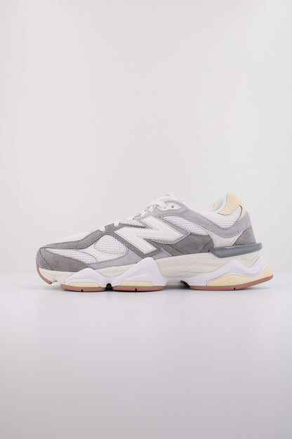 NEW BALANCE U en color AUB  (1)