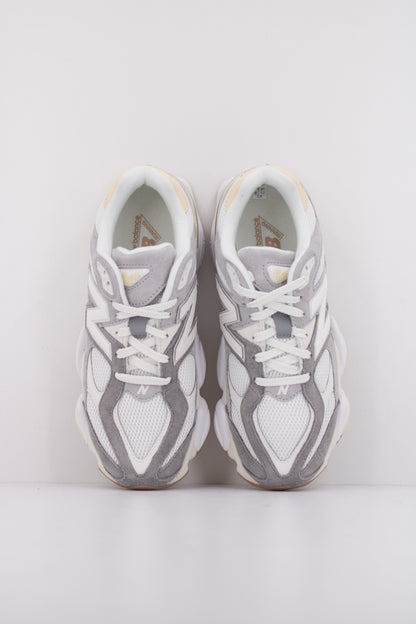 NEW BALANCE U en color AUB  (3)
