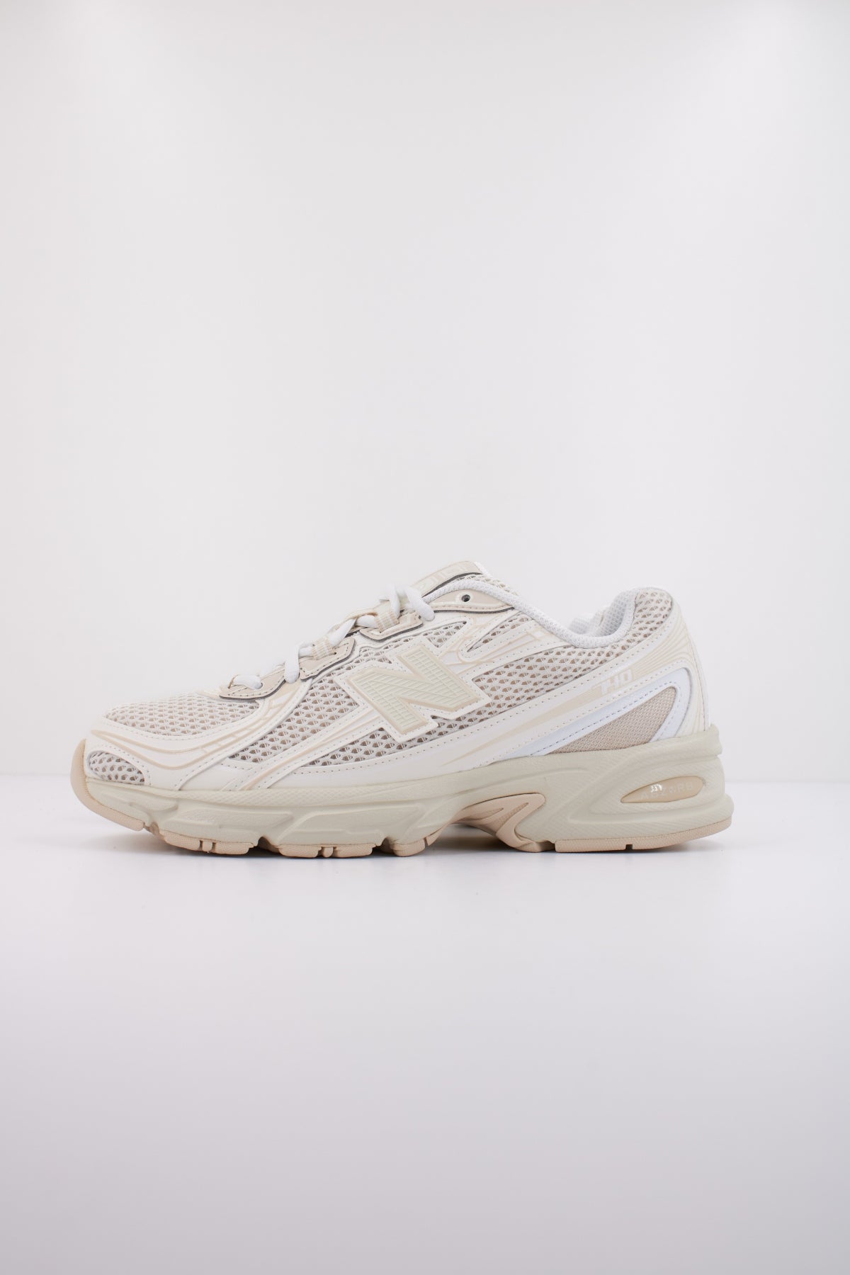 NEW BALANCE U en color KP  (1)