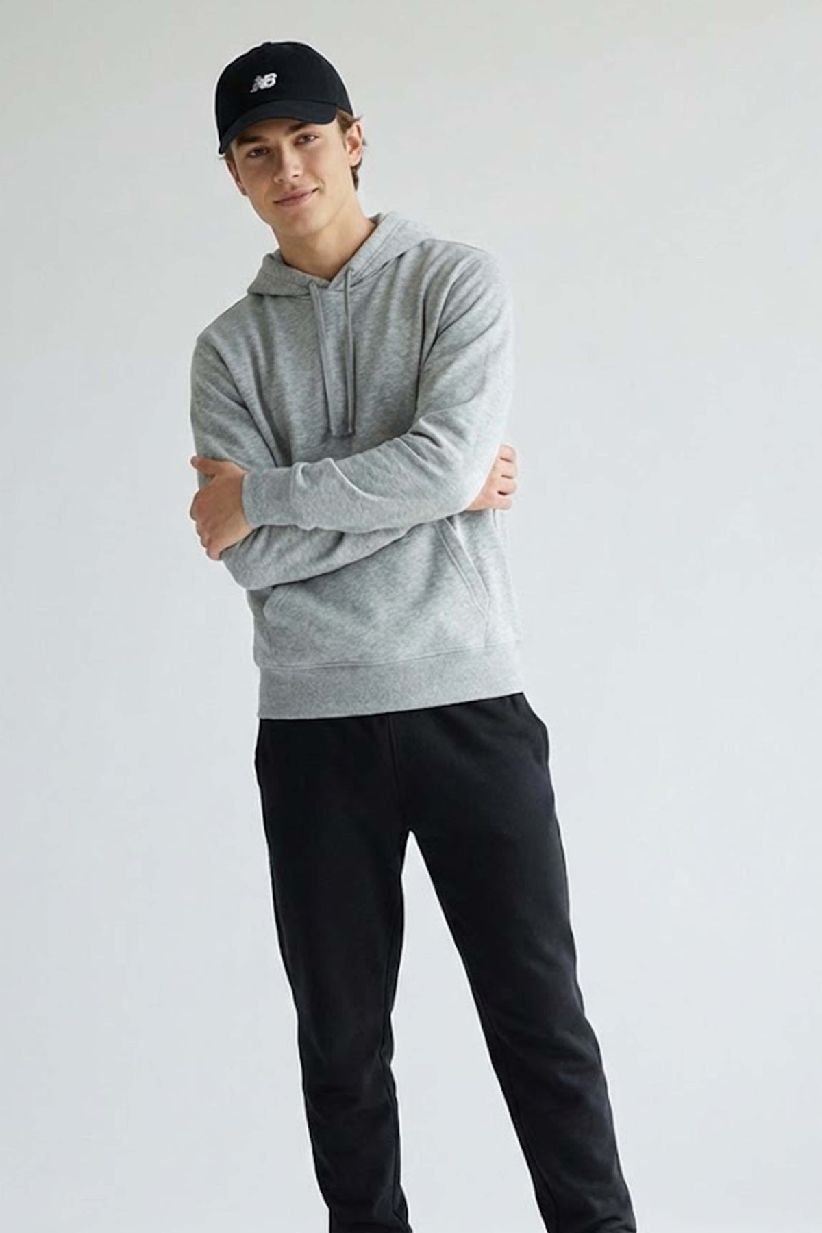 NEW BALANCE CLASSIC HAT V . en color BK  (1)