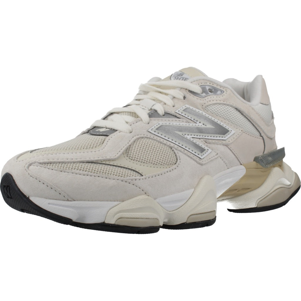 NEW BALANCE U en color WHT  (1)