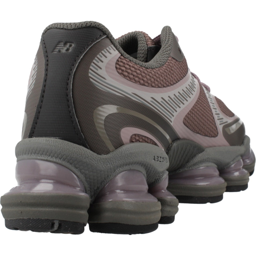 NEW BALANCE U en color T  (3)