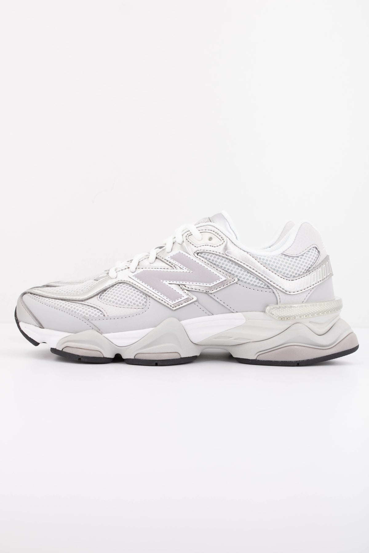 NEW BALANCE U  en color MU  (1)