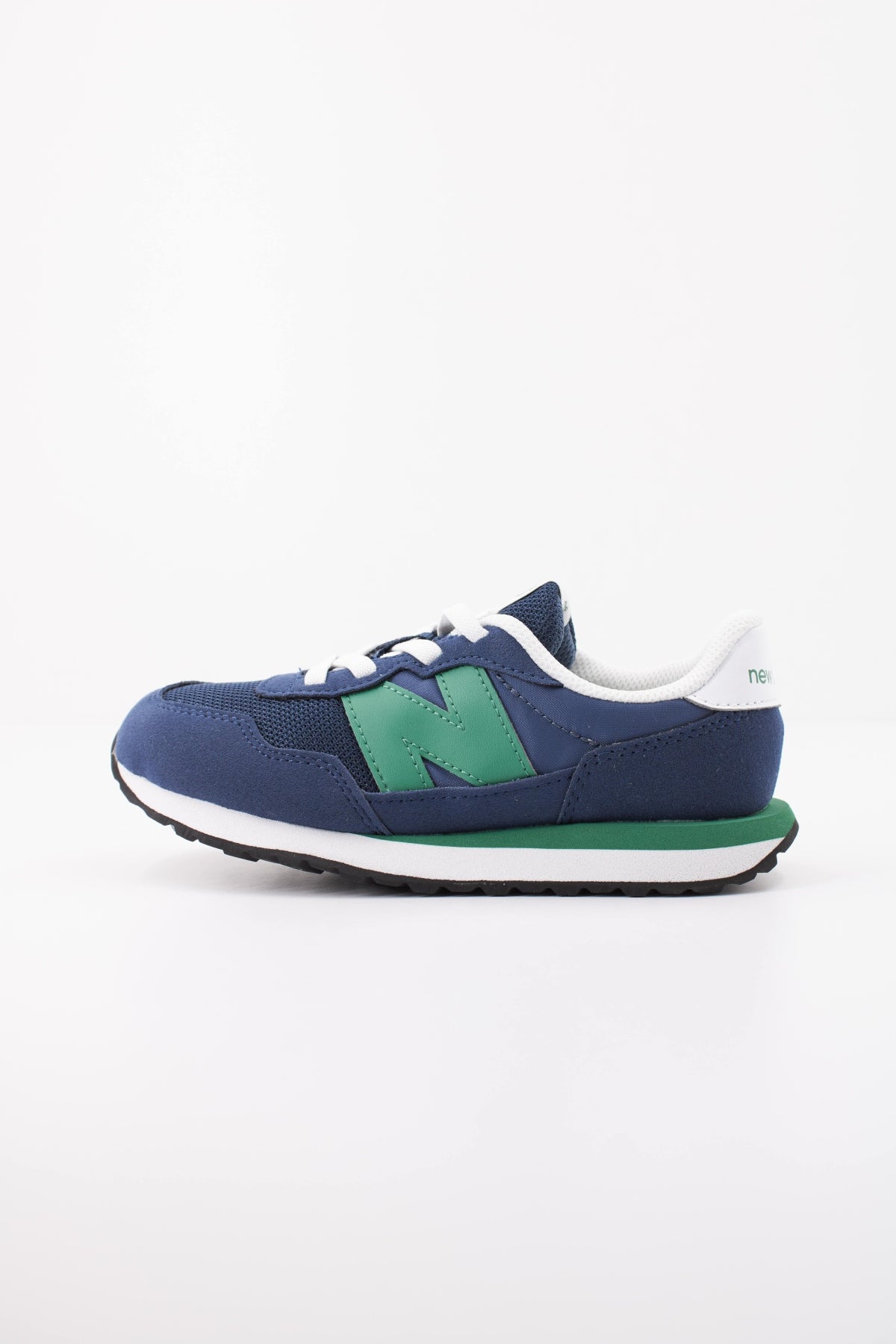 NEW BALANCE P JH DEPORTIVO en color JH  (1)