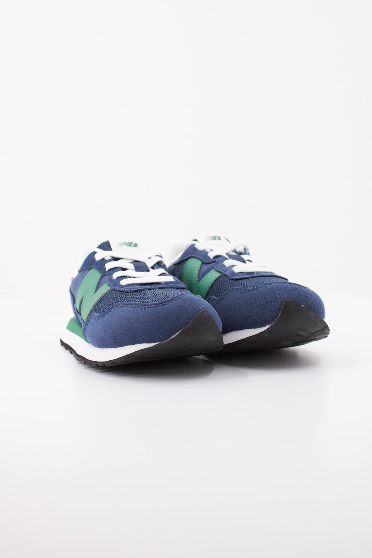 NEW BALANCE P JH DEPORTIVO en color JH  (2)