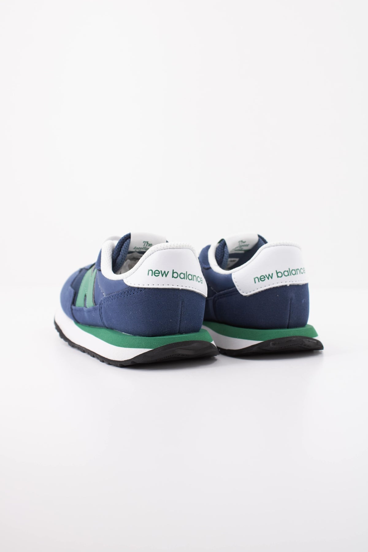 NEW BALANCE P JH DEPORTIVO en color JH  (4)