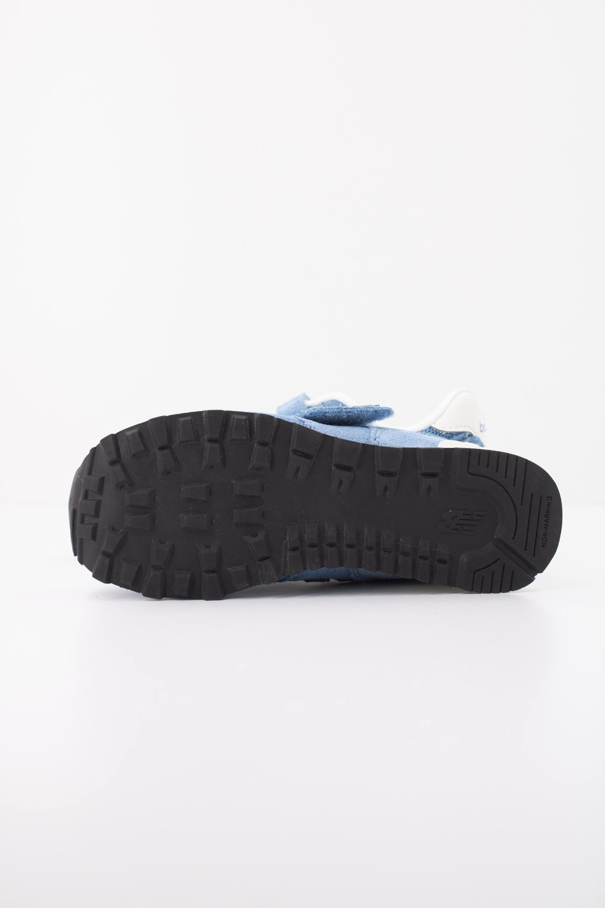 NEW BALANCE P A DEPORTIVO en color A  (5)