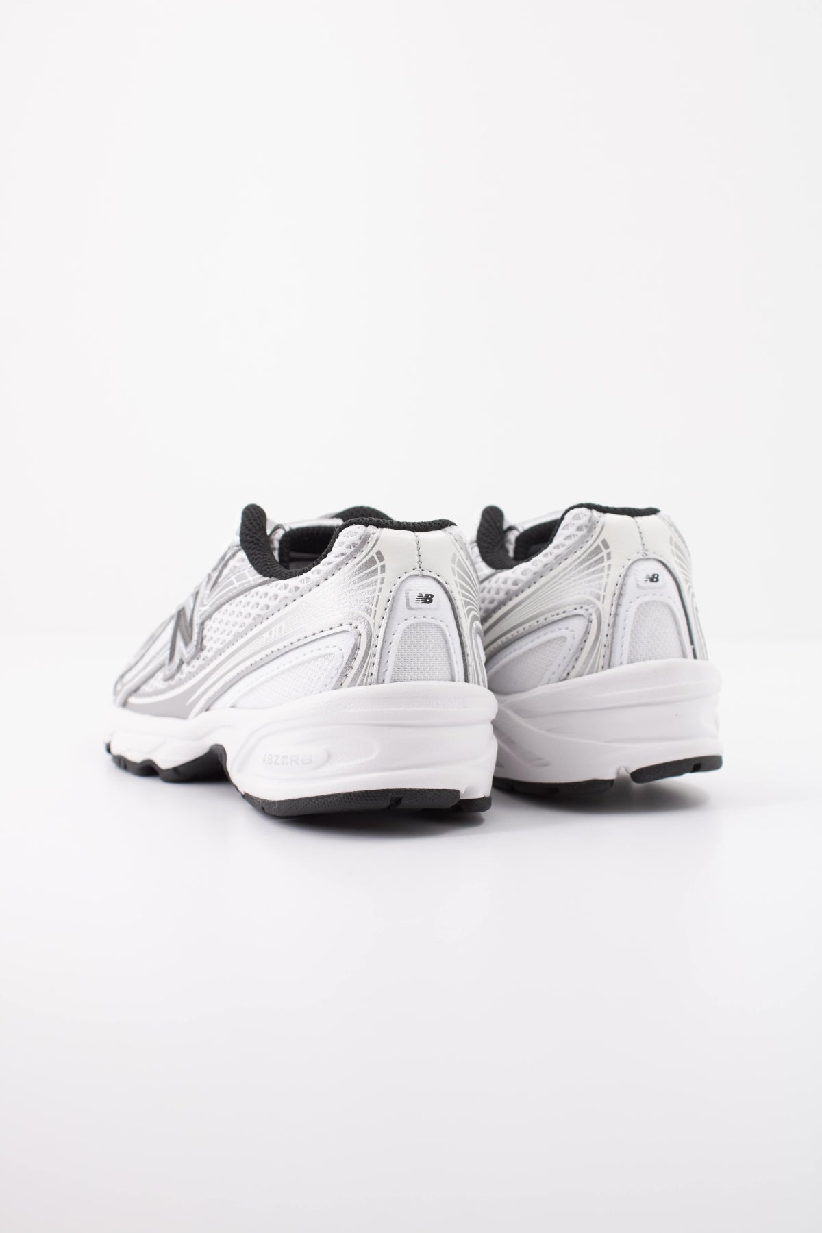 NEW BALANCE PZ NW DEPORTIVO en color NW  (4)