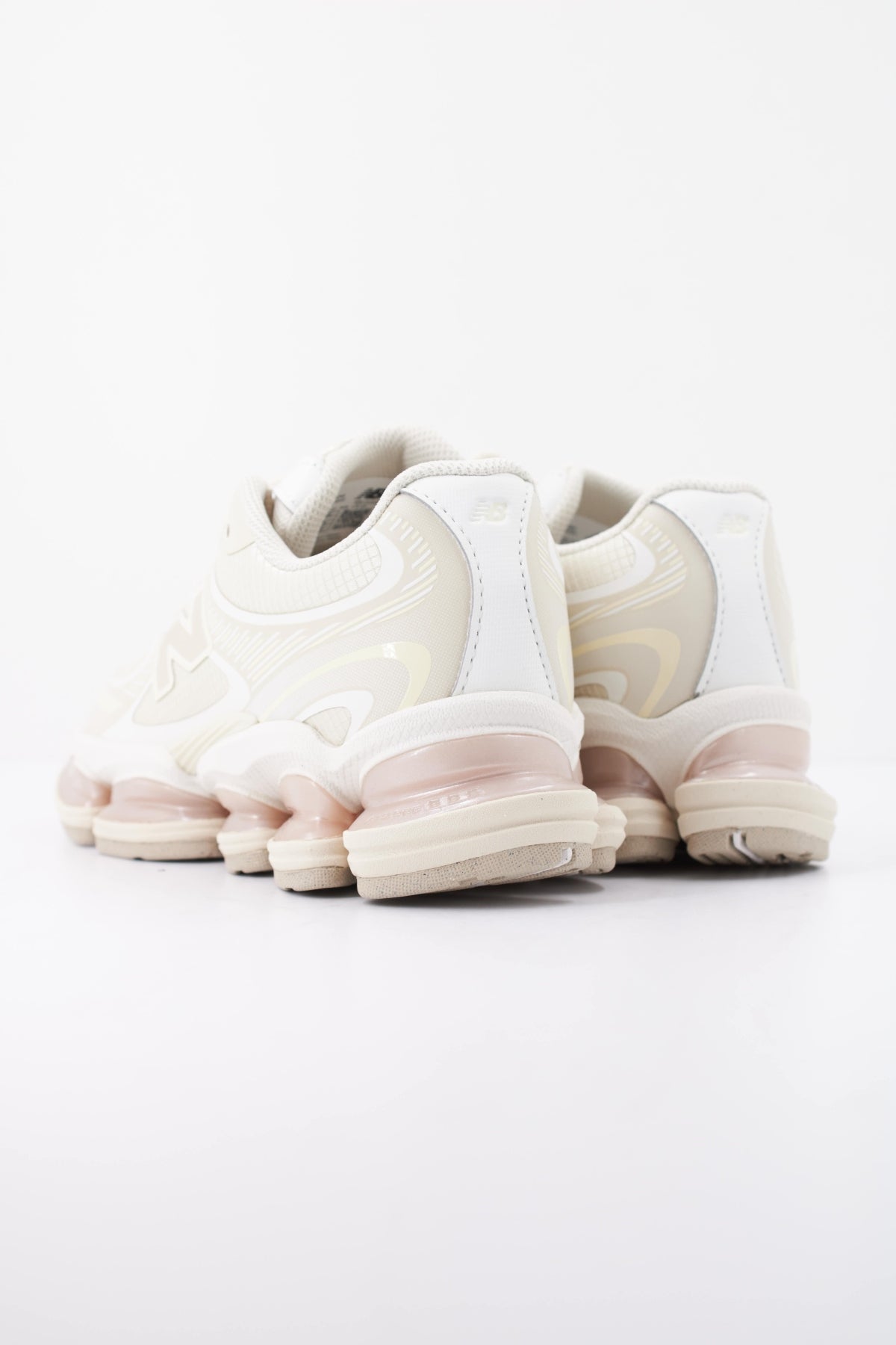 NEW BALANCE U en color PO  (4)
