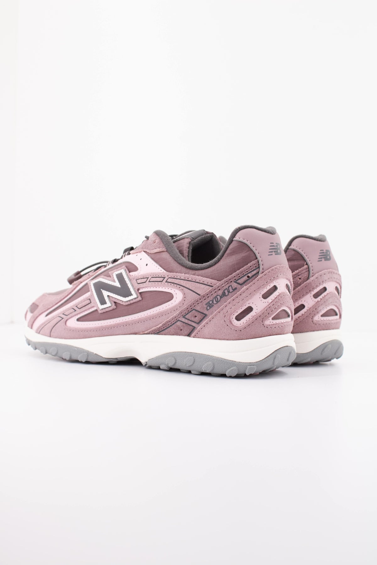 NEW BALANCE UL  en color MUB  (4)