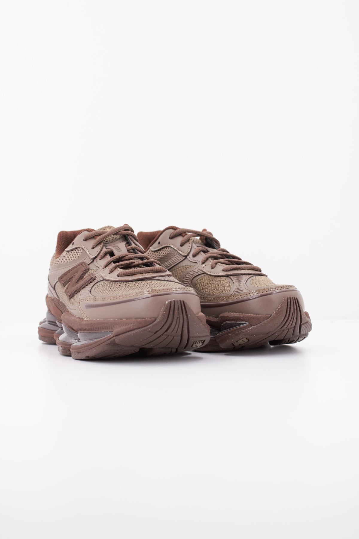 NEW BALANCE U EY DEPORTIVO en color EY  (2)