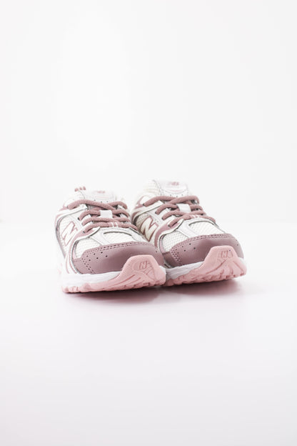 NEW BALANCE I G DEPORTIVO en color G  (2)