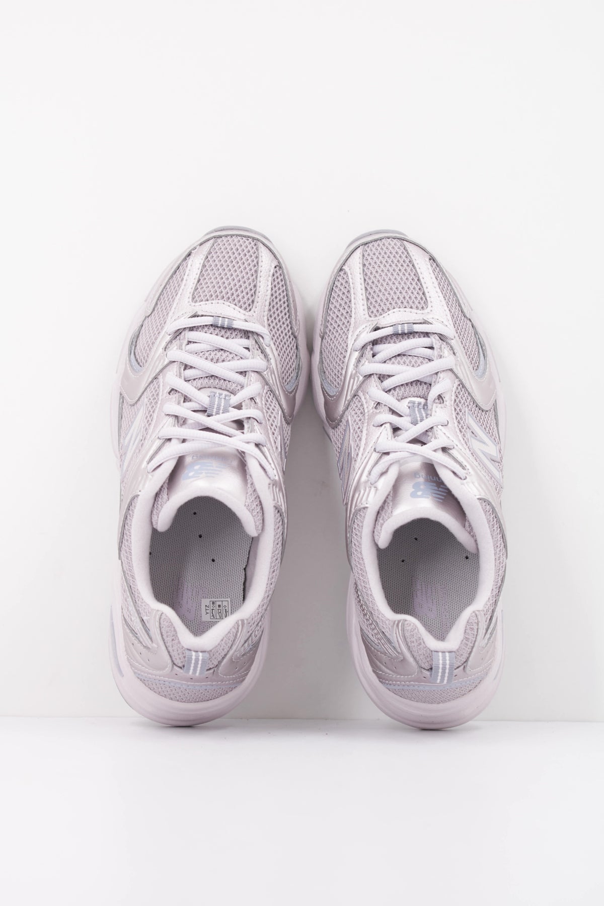 NEW BALANCE U ELG DEPORTIVO en color ELG  (3)