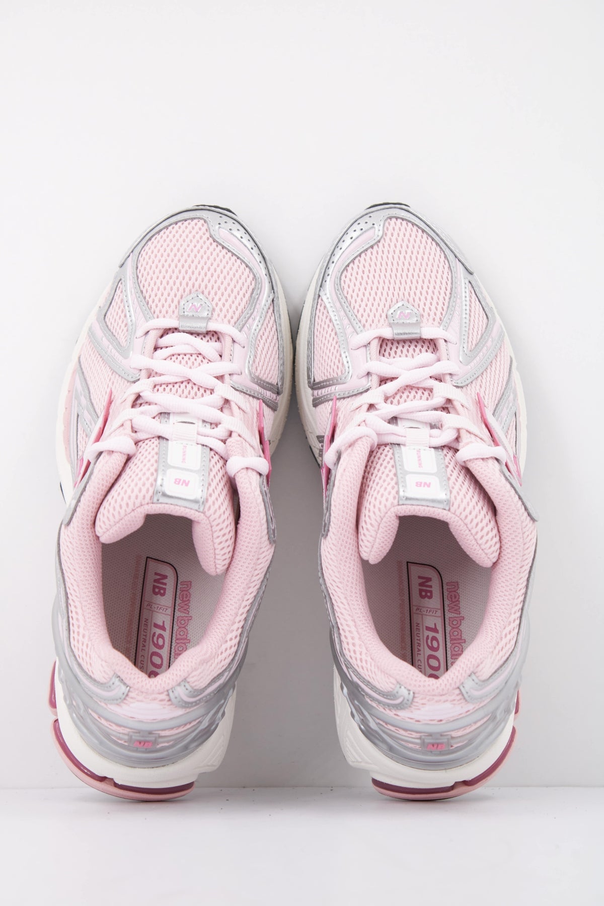 NEW BALANCE U en color FT  (3)