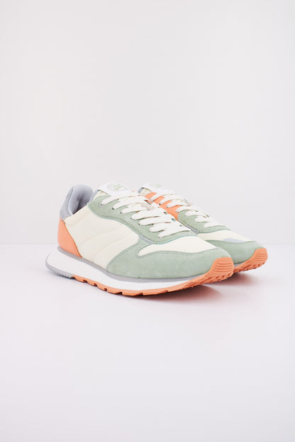 HOFF KYRENE en color MINT  (2)