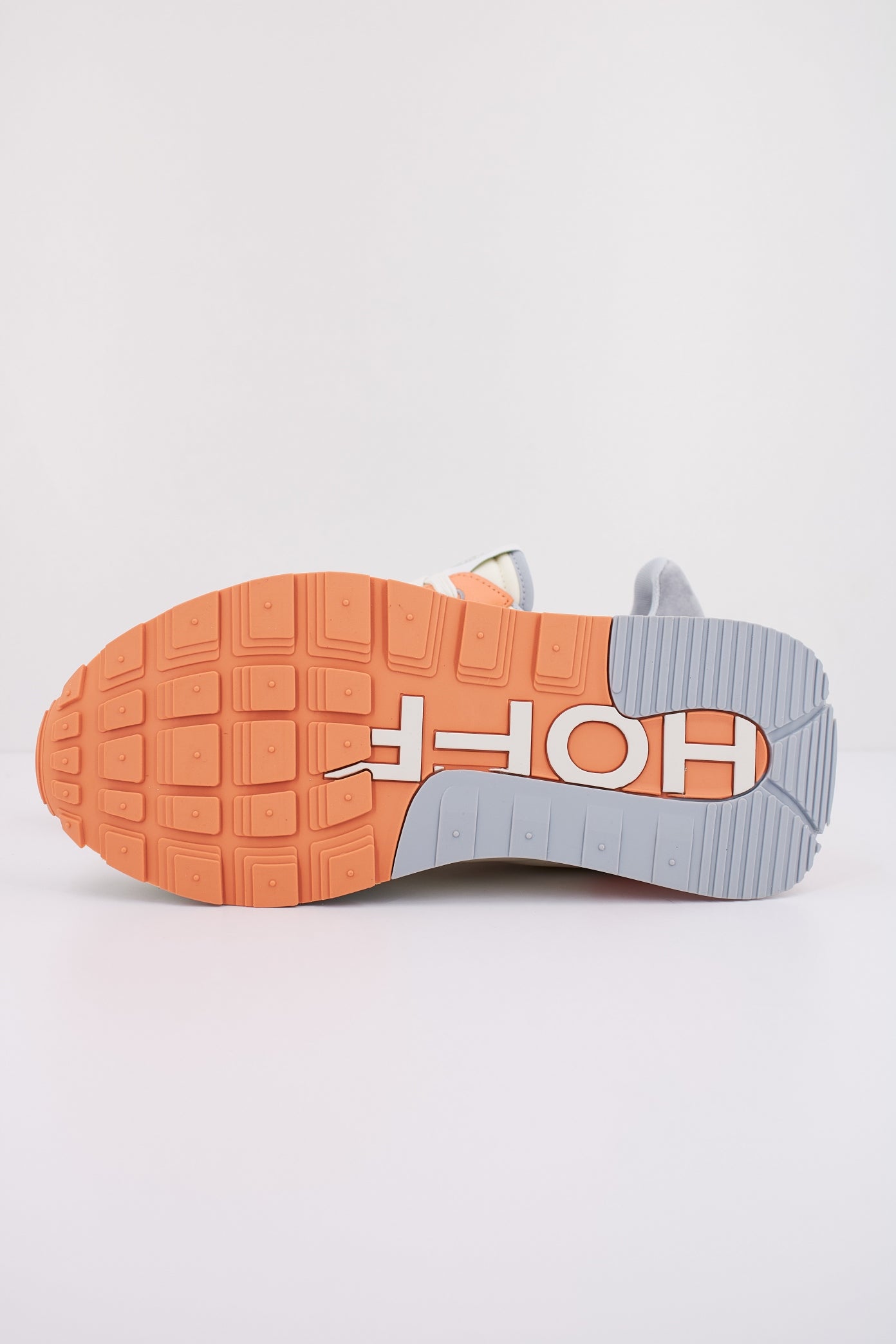 HOFF KYRENE en color MINT  (5)