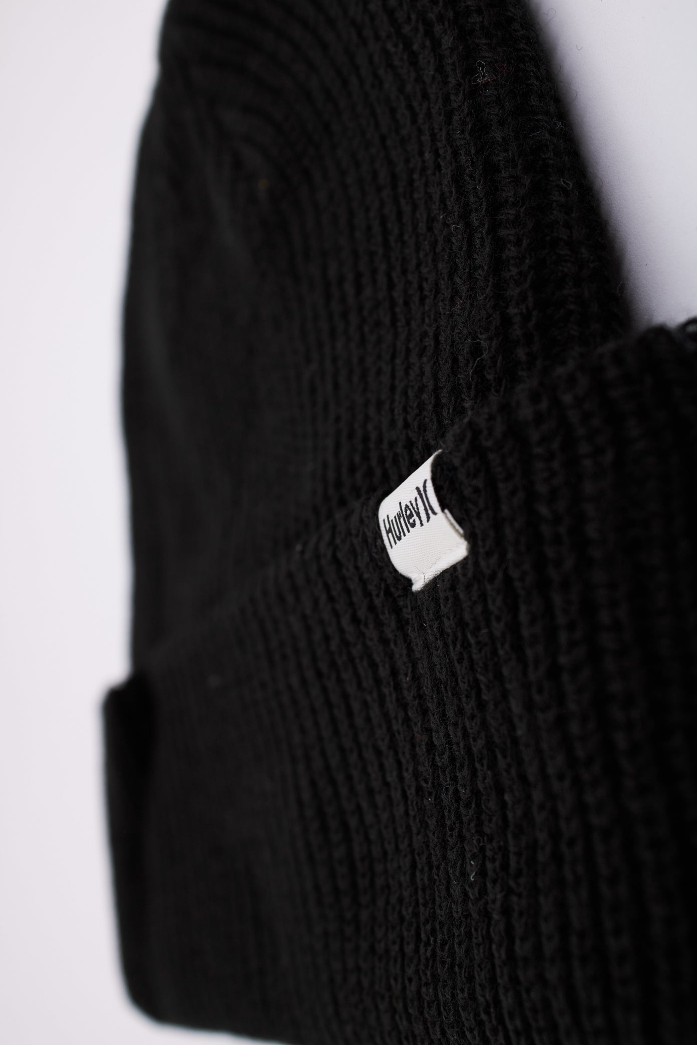 HURLEY  M HARBOR BEANIE en color   (2)