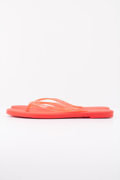 TKEES AQUA  SANDALIA en color RED  (1)