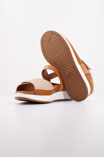 PIESANTO P en color PERLA  (4)