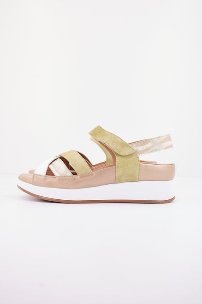 PIESANTO P en color BLANCO  (1)