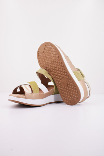 PIESANTO P en color BLANCO  (4)