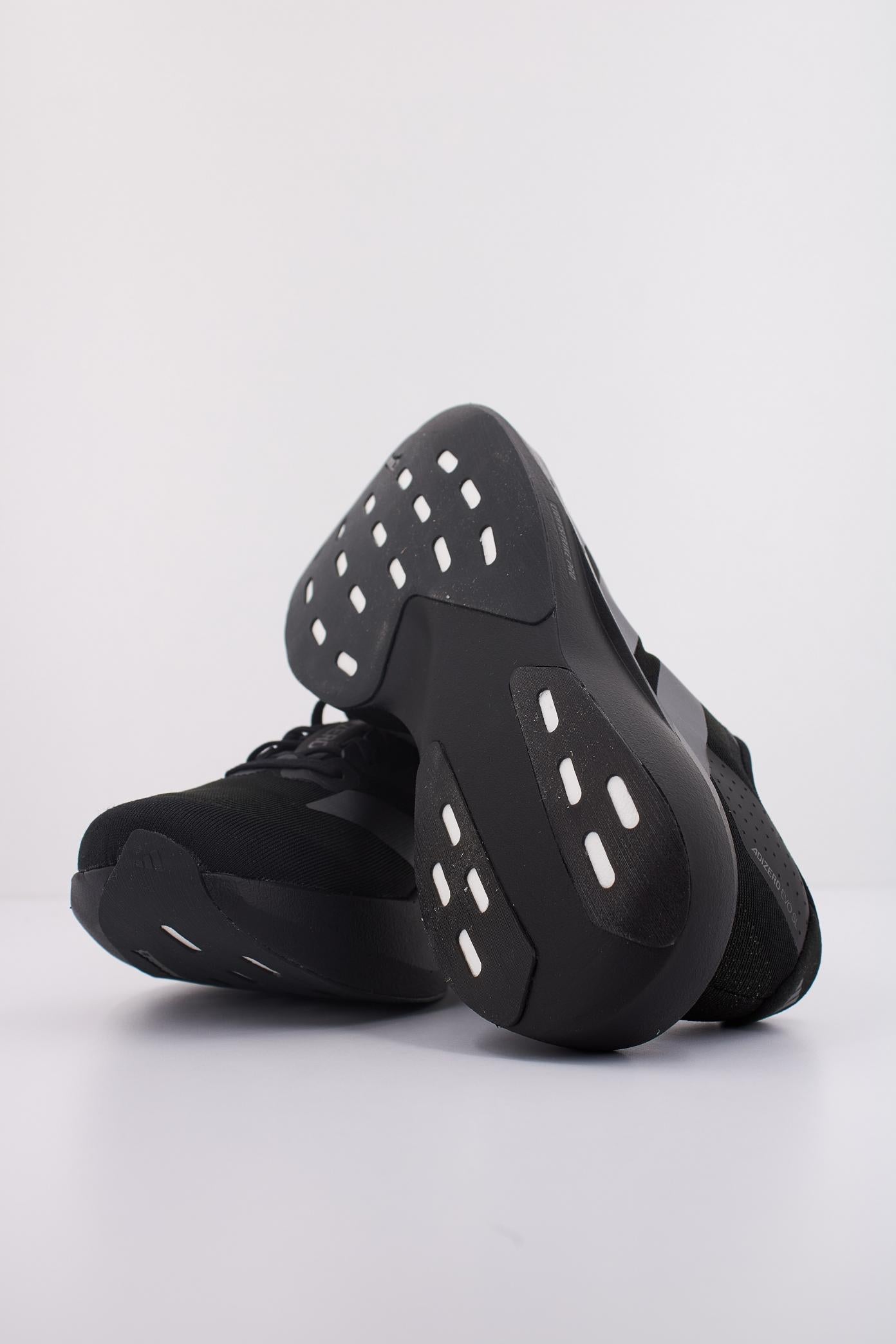 ADIDAS ADIZERO EVO SL W en color BLACK  (5)