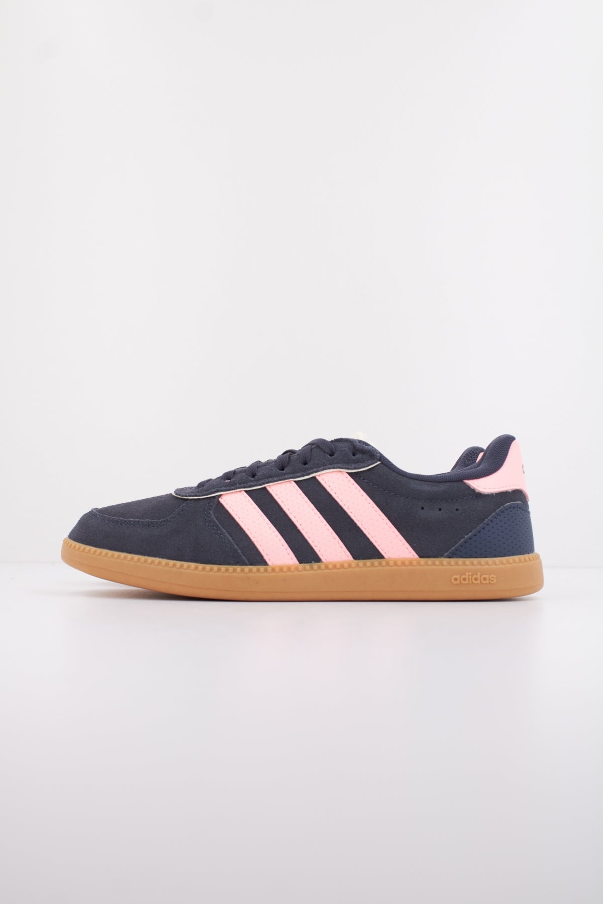 ADIDAS  BREAKNET SLEEK  en color SHANAV  (1)