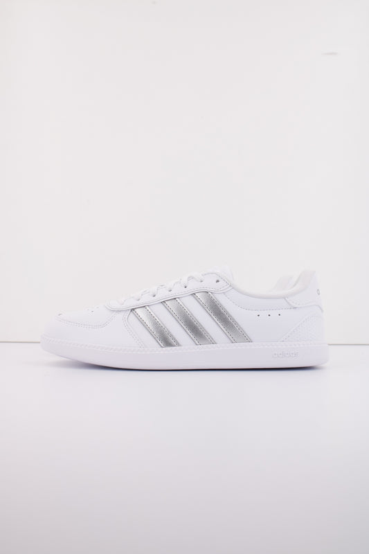 ADIDAS BREAKNET SLEEK en color WHITE  (1)
